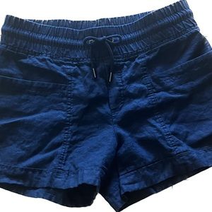 Athleta Cabo Linen 4" Shorts Navy Size 8